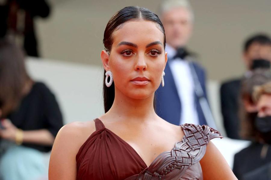 موقف غريب : لن تتوقع من هي الأرجنتينية الوحيدة التي لم تفرح لفوز منتخب بلادها بكأس العالم ؟