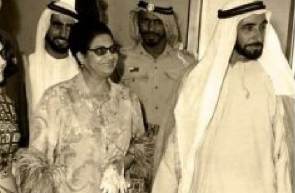 الشيخ زايد وام كلثوم