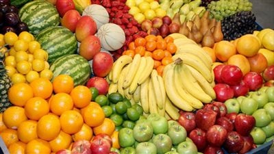 احترس.. تناول هذه الفاكهة بكمية كبيرة يصيبك بهشاشة العظام
