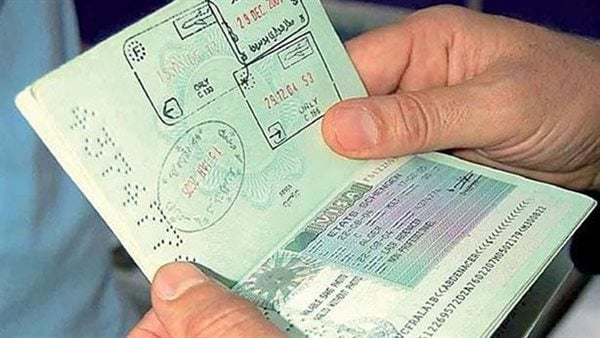 دولة خليجية..تحرك عاجل من الحكومة بشأن إقامات آلاف من الوافدين..تفاصيل 