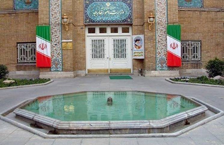 تفاصيل صادمة..  هذا ما يحدث داخل سفارة إيران في العاصمة اليمنية صنعاء! 