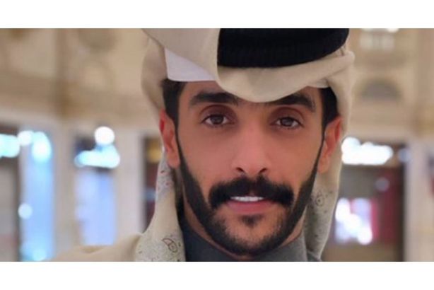 مرصد قطر جمع غفير يشي ع الفقيد جابر آل مسعود إلى مثواه Facebook