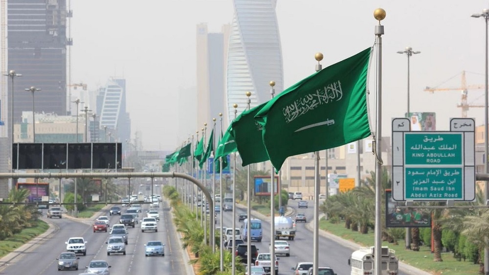 وردنا الآن:السعودية تعلن تجميد تجديد اقامات الوافدين في المملكة..تفاصيل هامة 
