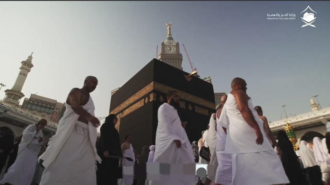 بداية من اليوم تخفيض رسوم التأمين على المعتمرين من 235 إلى 88 ريال للقادمين من خارج المملكة
