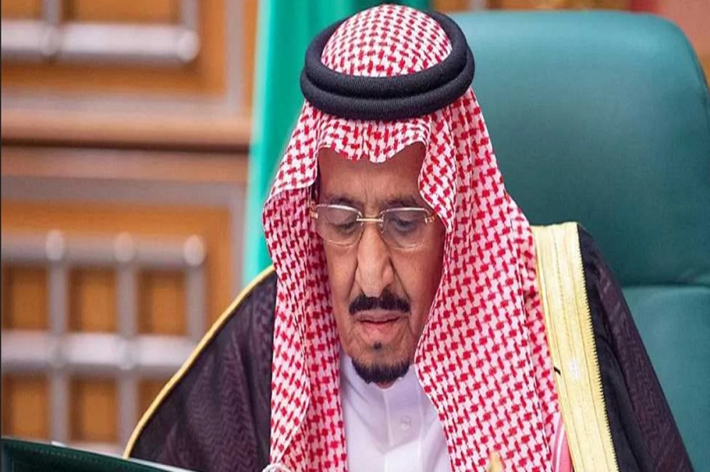 شاهد هل انت منهم؟.. إقامات دائمة مجانية في السعودية لهذه الفئات من المغتربين بدءت من هذا الموعد