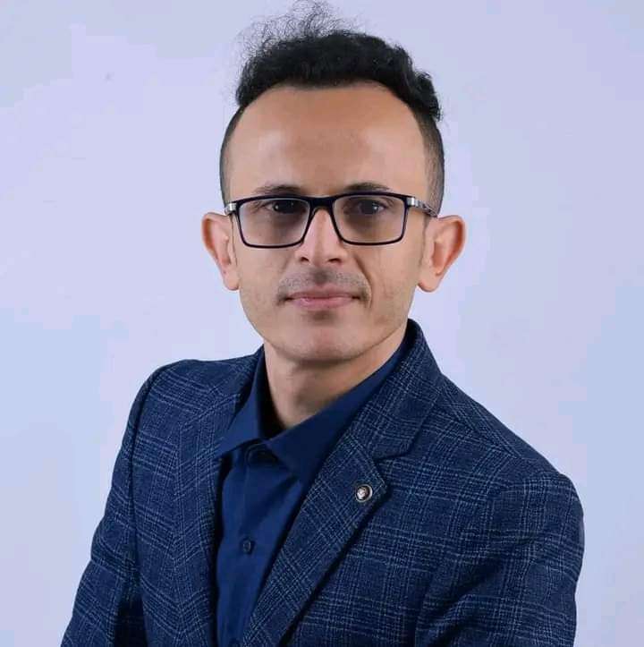 جماعة الحوثيين تجبر صحفي بارز على هذا الامر في الصادم صنعاء  