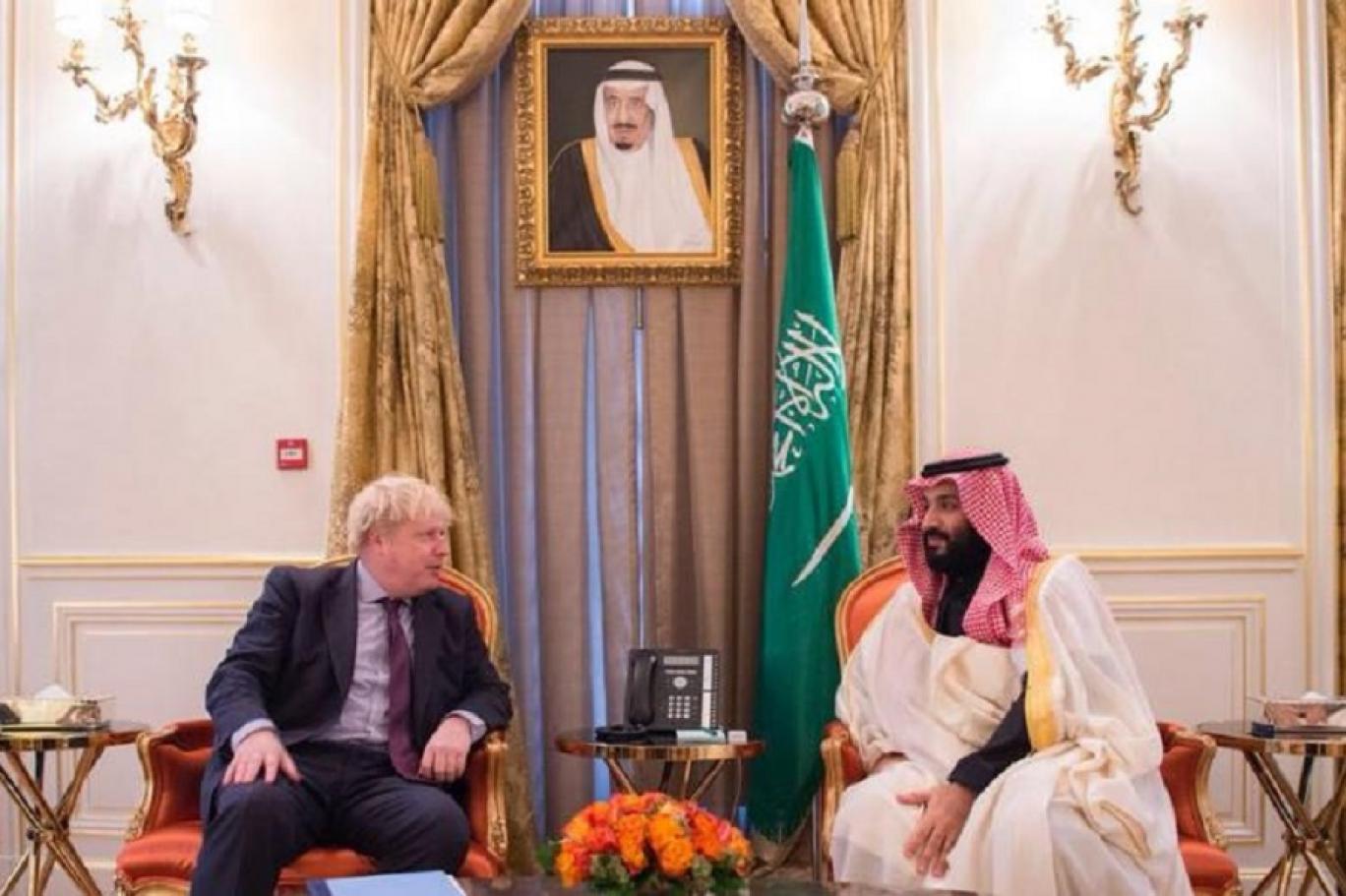  بوريس جونسون وولي العهد السعودي الأمير محمد بن سلمان