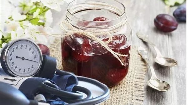 نعمة من الله .. مشروب طبيعي جبار يضبط ضغط الدم ويخفض الكوليسترول بشكل مذهل  