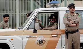 مقيم يمني يحتال على الشرطة في السعودية بطريقة ذكية..لن تصدق كيف كانت عقوبته 