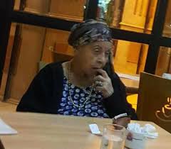 آمال فريد 