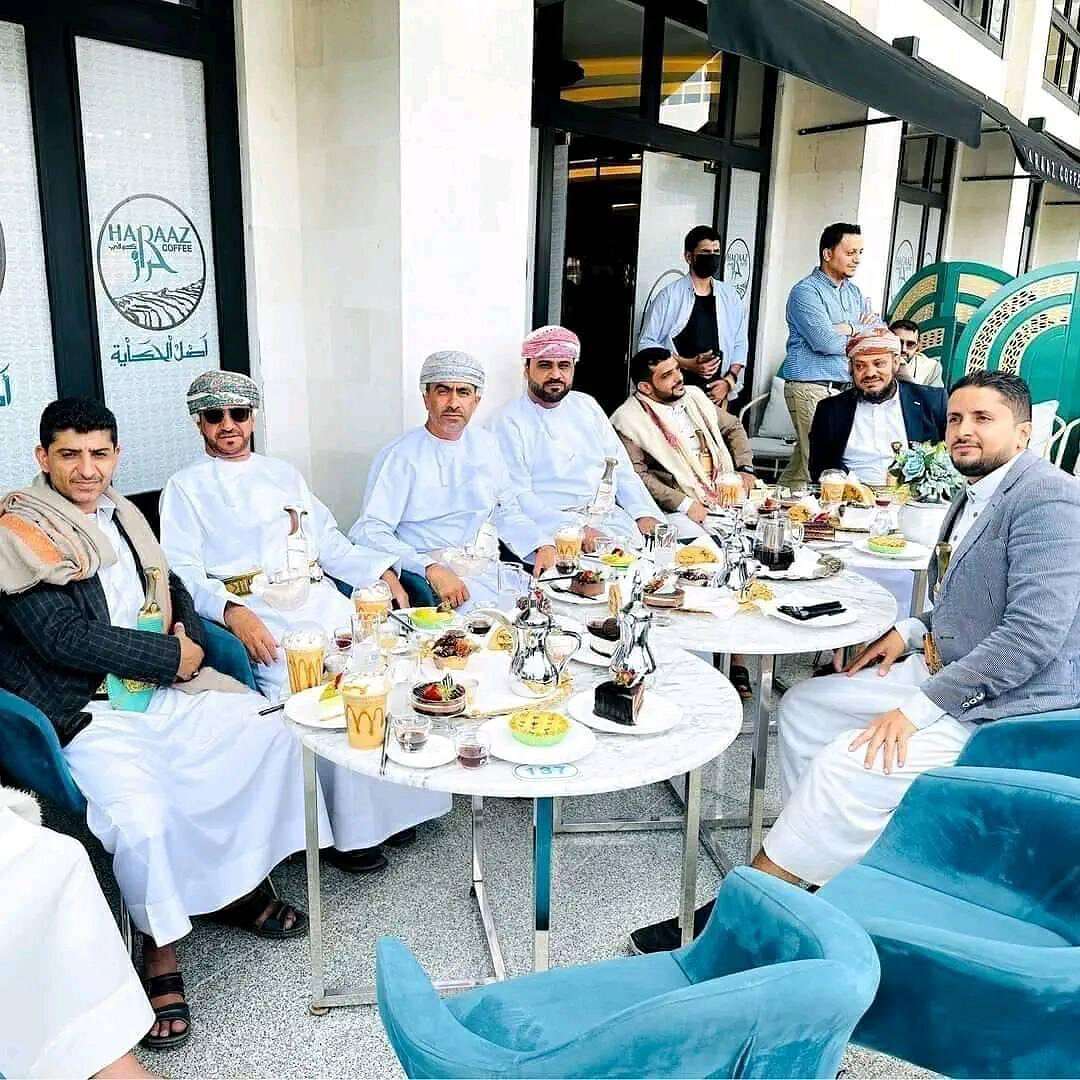 هل ستصرف مرتبات الموظفين في اليمن؟.. صحيفة خليجية تفجر مفاجأة كبرئ ..(تفاصيل سارة)