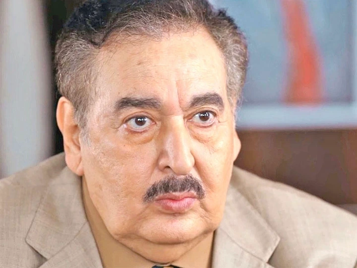 أتذكرون الفنان الكبير صلاح رشوان .. لن تصدق كيف بدل المرض ملامحه الجميلة في أيامه الأخيرة ( شاهد صورة مؤلمة ) 