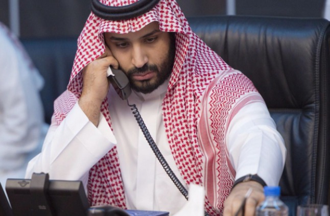 لن تصدق من هي في الحقيقة!.. ولي عهد السعودية يختار فتاة شديدة الجمال لحراسته (شاهد الصورة)