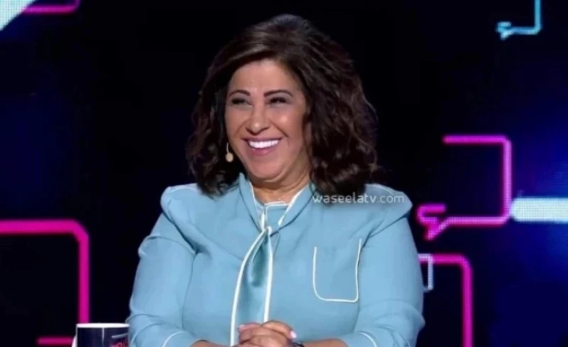 العرافة ليلى عبداللطيف تُفجّر مفاجأة عن الملك محمد السادس وتصدم المغاربة..ما توقعته هذه المره لا يخطر على بال..!