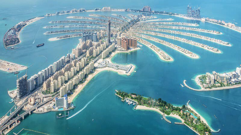 رجل هندي يعد الأغنى يشتري قصر ملياردير عربي بمبلغ خيالي .. (أغلى صفقة في التاريخ )