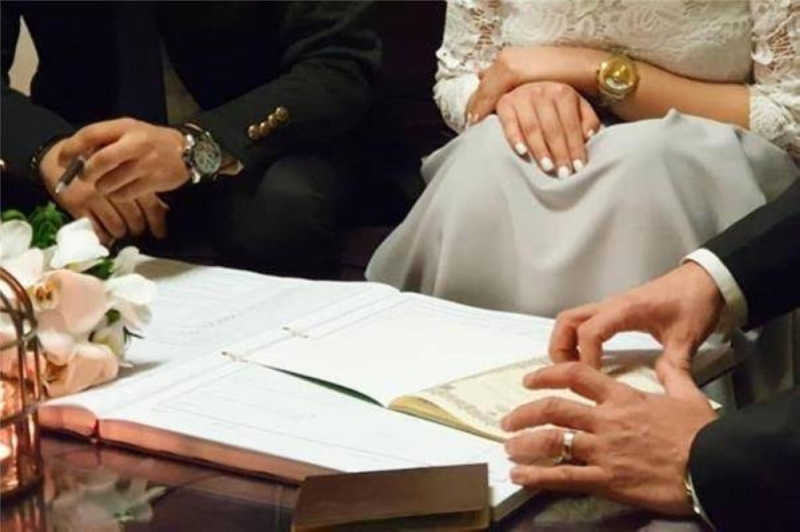 دوله عربية تفرض شرط جديد وصادم قبل الزواج مع غرامة ضخمة والسجن لمن يخالف 