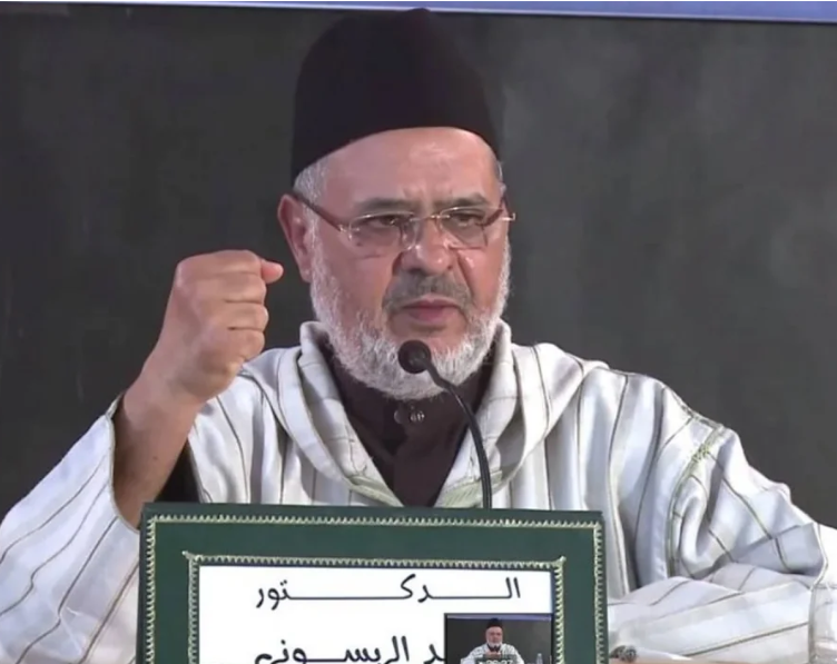 رئيس الاتحاد العالمي لعلماء المسلمين يعلن استقالته من منصبه ومجلس الأمناء يستجيب لرغبته