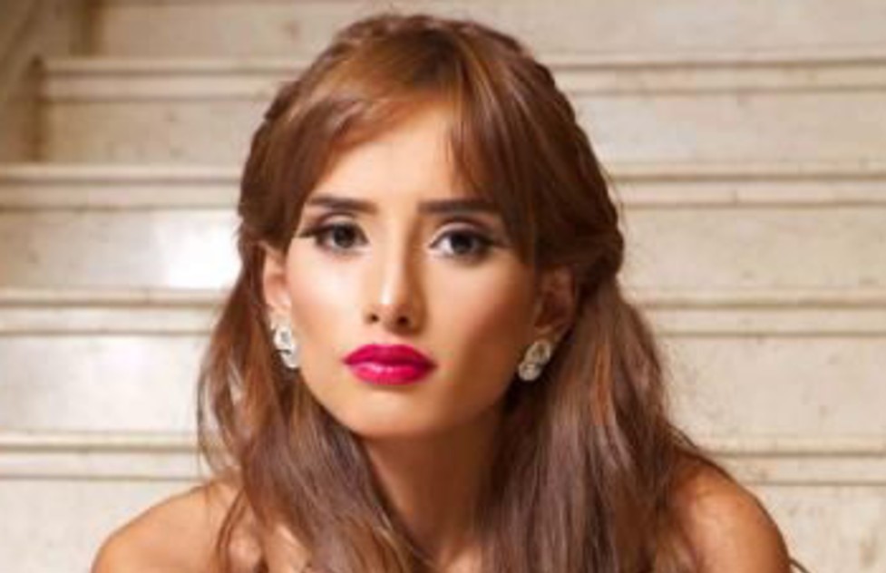 الفنانة زينة