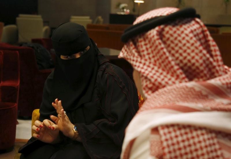 لماذا سمحت السعودية لبناتها الزواج من ابناء هذا الجنسية فقط؟...ستنصدم عند معرفة السبب
