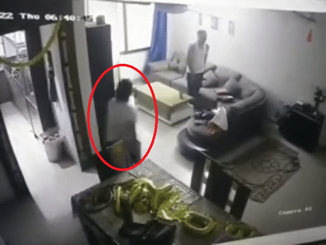 شاهد زوج سعودي يضع كاميرات سرية في غرفة نومه لينصدم بالكارثة وينكشف السر..أمر صادم تفاصيل
