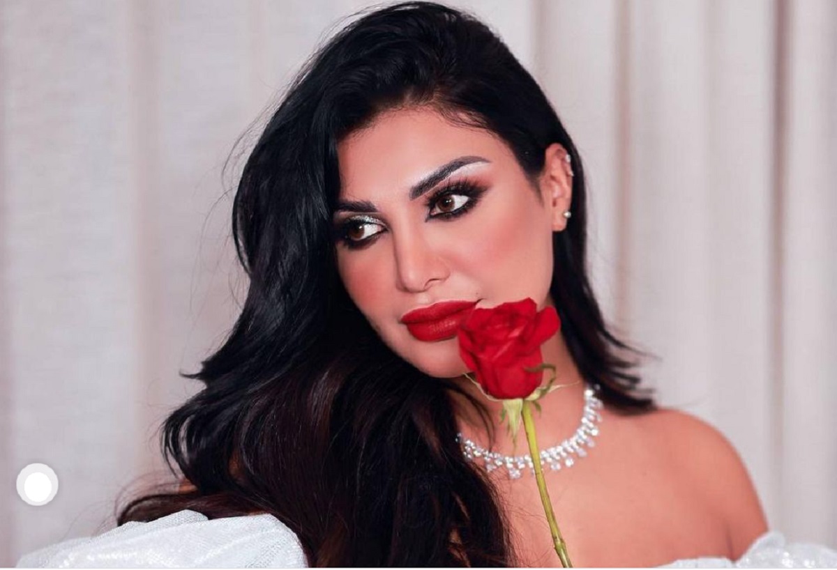 الفنانة الكويتية أمل العوضي 
